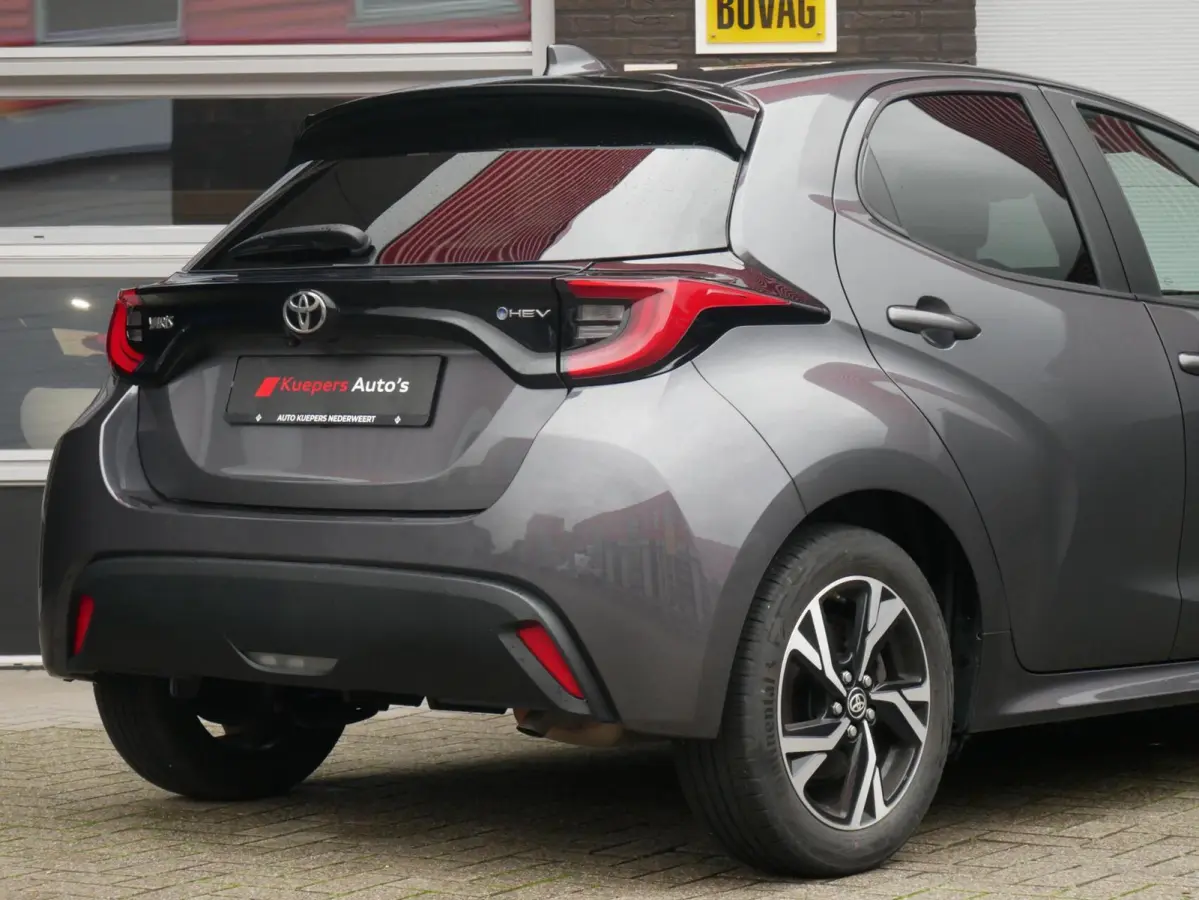 1.5 Hybrid Dynamic Dealer onderhouden| ACC