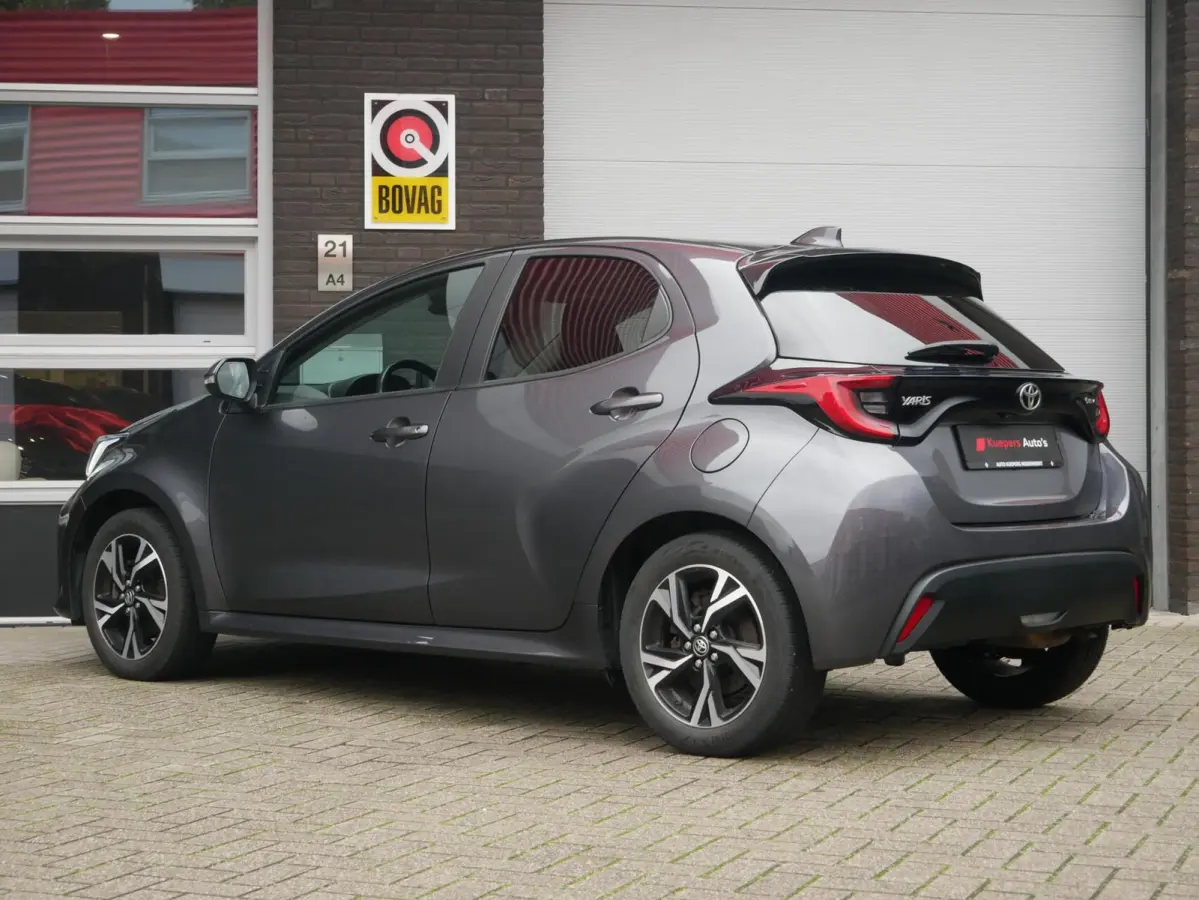 1.5 Hybrid Dynamic Dealer onderhouden| ACC