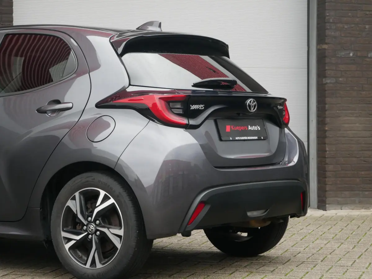 1.5 Hybrid Dynamic Dealer onderhouden| ACC