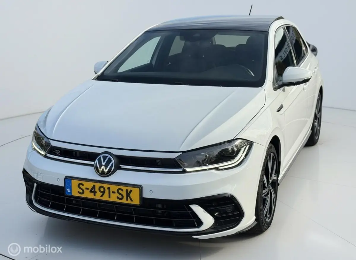 1.0 TSI R-Line PANO|IQLIGHT|CAMERA|KEYLESS|