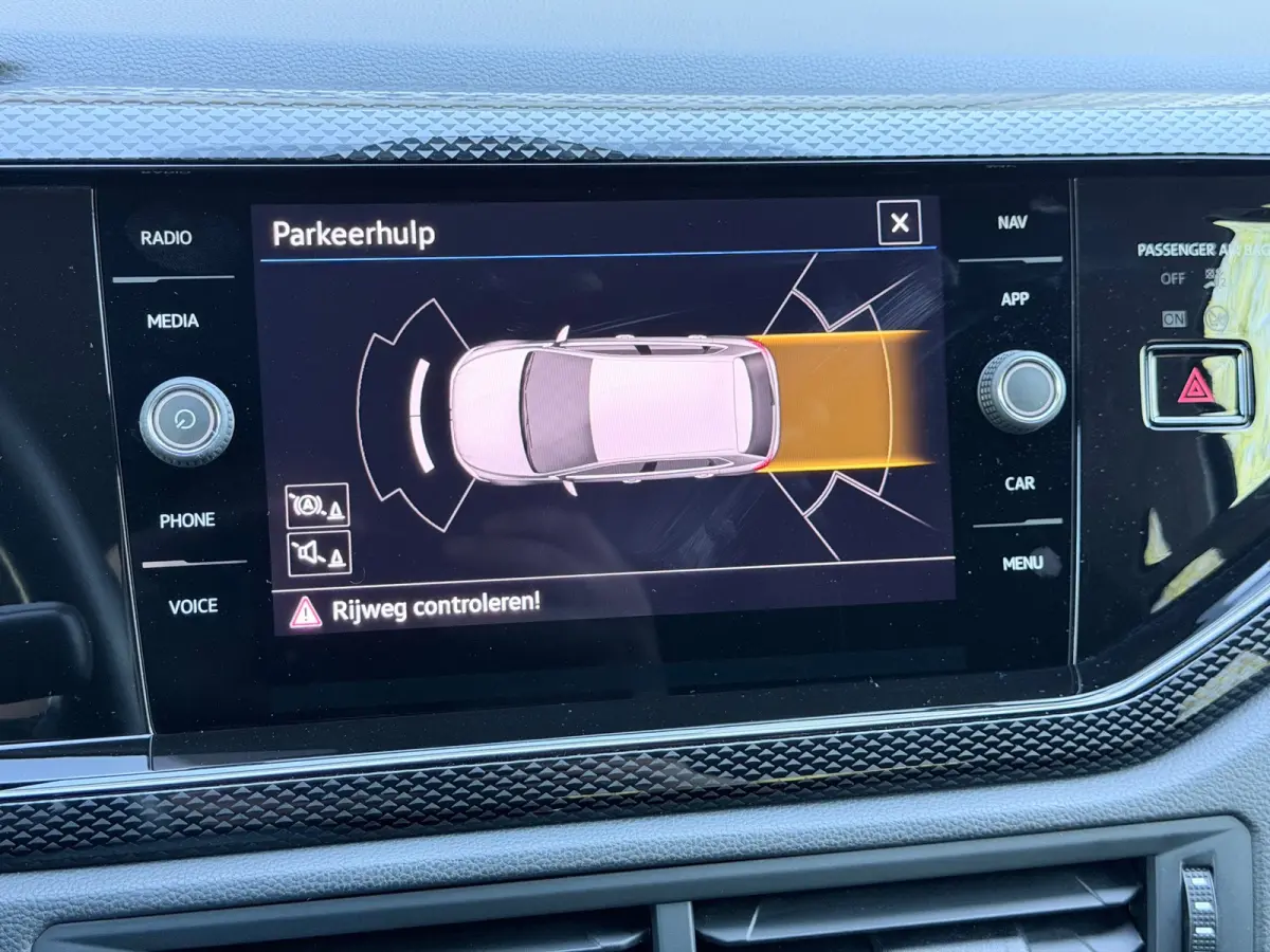 1.0 TSI Life Business AppleCarPlay/Acc