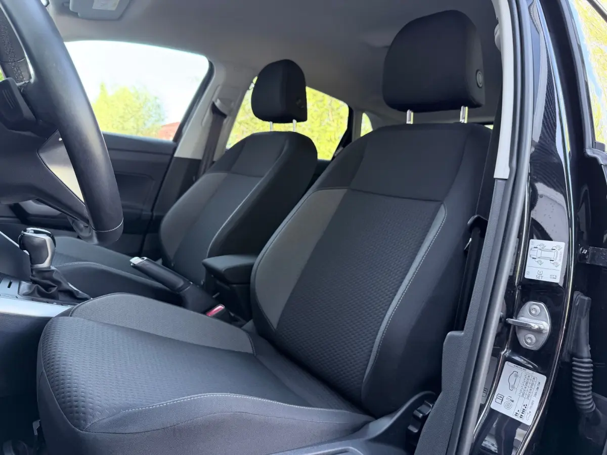 1.0 TSI Life Business AppleCarPlay/Acc