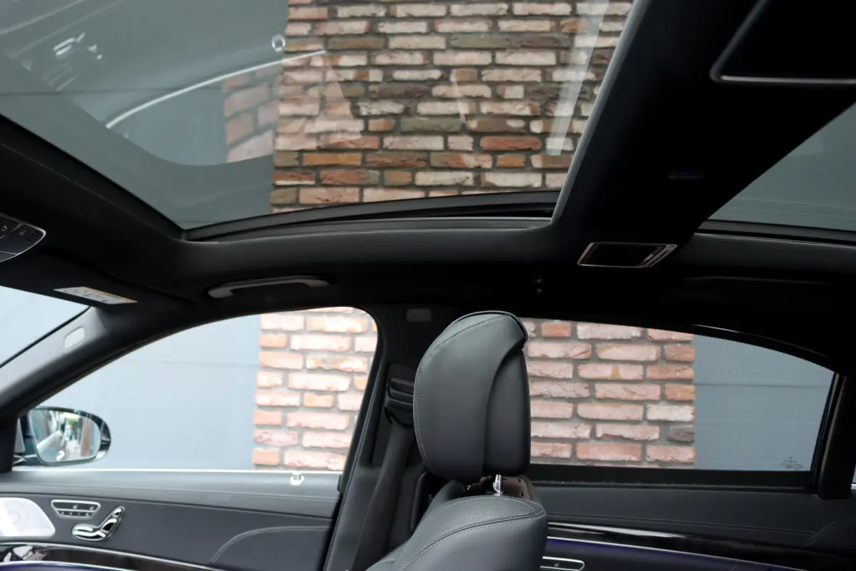 400 HYBRID Lang AMG Line | Luchtvering | Distronic+ | Massage | Panoramadak | Burmester | Memory | Stoelventilatie | Surround Camera | Zonweringspakket |