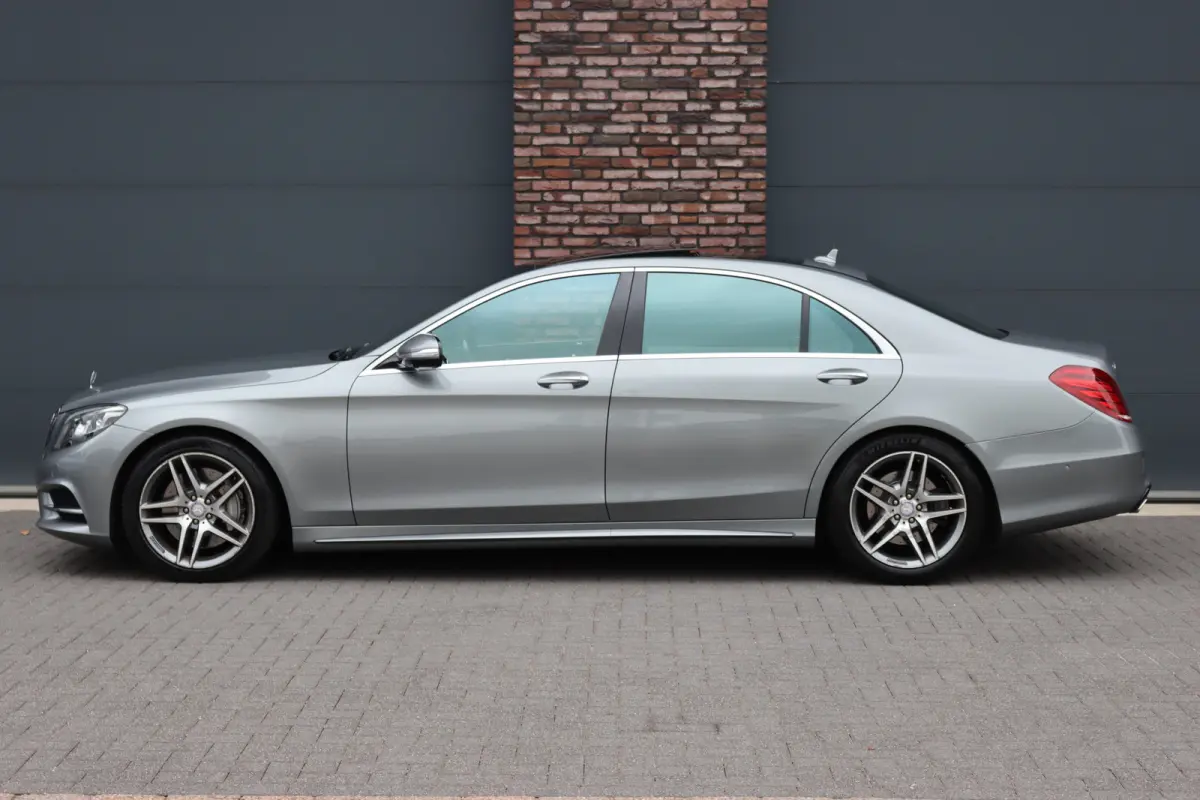 400 HYBRID Lang AMG Line | Luchtvering | Distronic+ | Massage | Panoramadak | Burmester | Memory | Stoelventilatie | Surround Camera | Zonweringspakket |