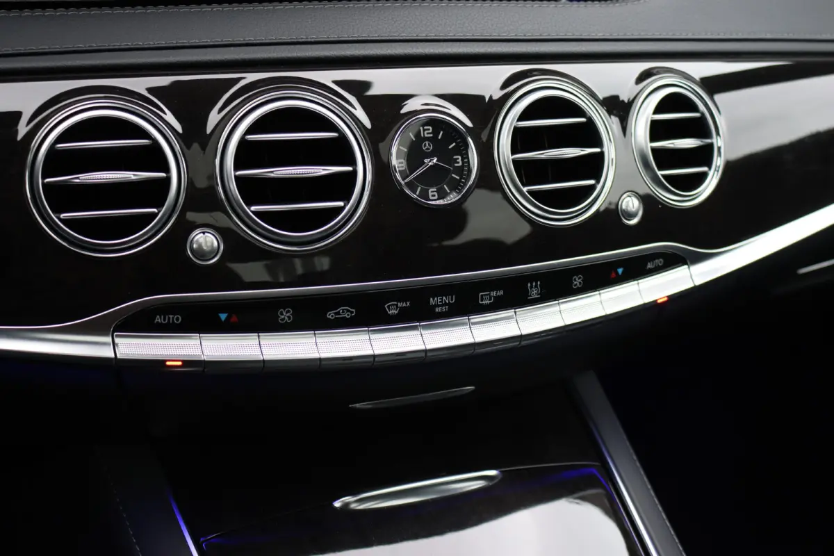 400 HYBRID Lang AMG Line | Luchtvering | Distronic+ | Massage | Panoramadak | Burmester | Memory | Stoelventilatie | Surround Camera | Zonweringspakket |