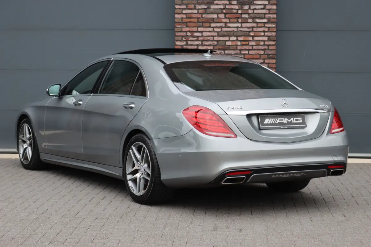 400 HYBRID Lang AMG Line | Luchtvering | Distronic+ | Massage | Panoramadak | Burmester | Memory | Stoelventilatie | Surround Camera | Zonweringspakket |