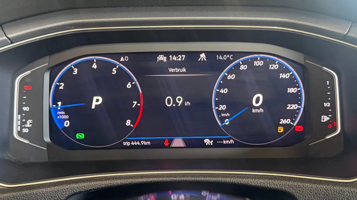 1.5 TSI 150PK R-LINE AUTOMAAT / NAVI / CLIMA / FULL-LED / KEYLESS / PDC / 19" LMV / CAMERA / ALCANTARA / 2X R-LINE / ORG. NL.  !!