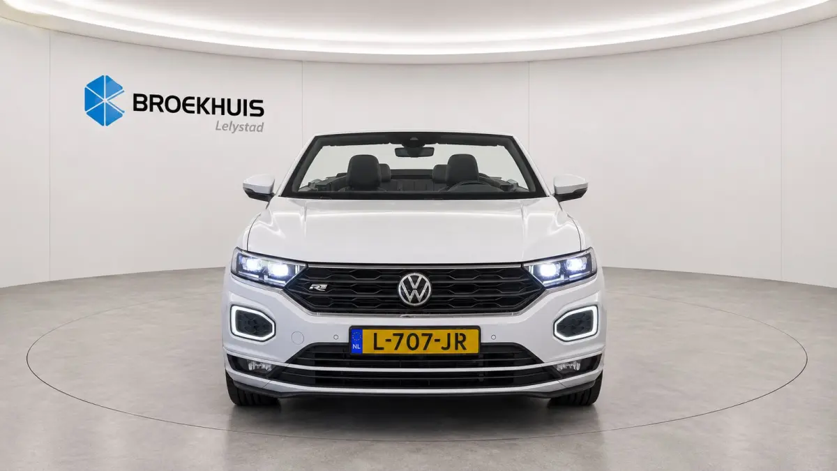 1.5 TSI 150PK R-LINE AUTOMAAT / NAVI / CLIMA / FULL-LED / KEYLESS / PDC / 19" LMV / CAMERA / ALCANTARA / 2X R-LINE / ORG. NL.  !!