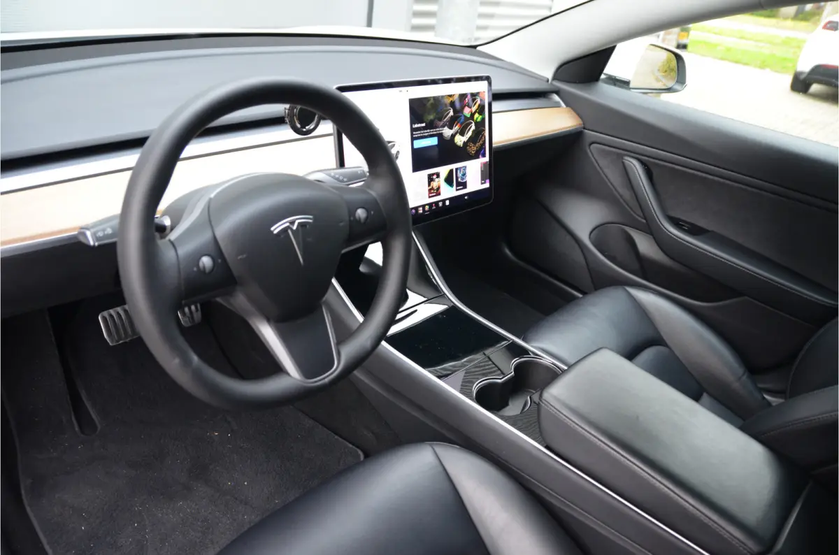 Performance AWD 75 kWh AutoPilot3.0, SOH 86,6%