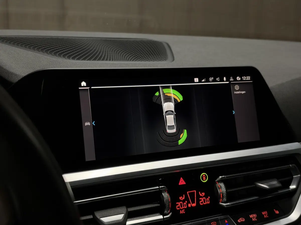 330e|M-SPORT|PANO|DEALER|HUD|SFEER|HK|LED|DODEHOEK