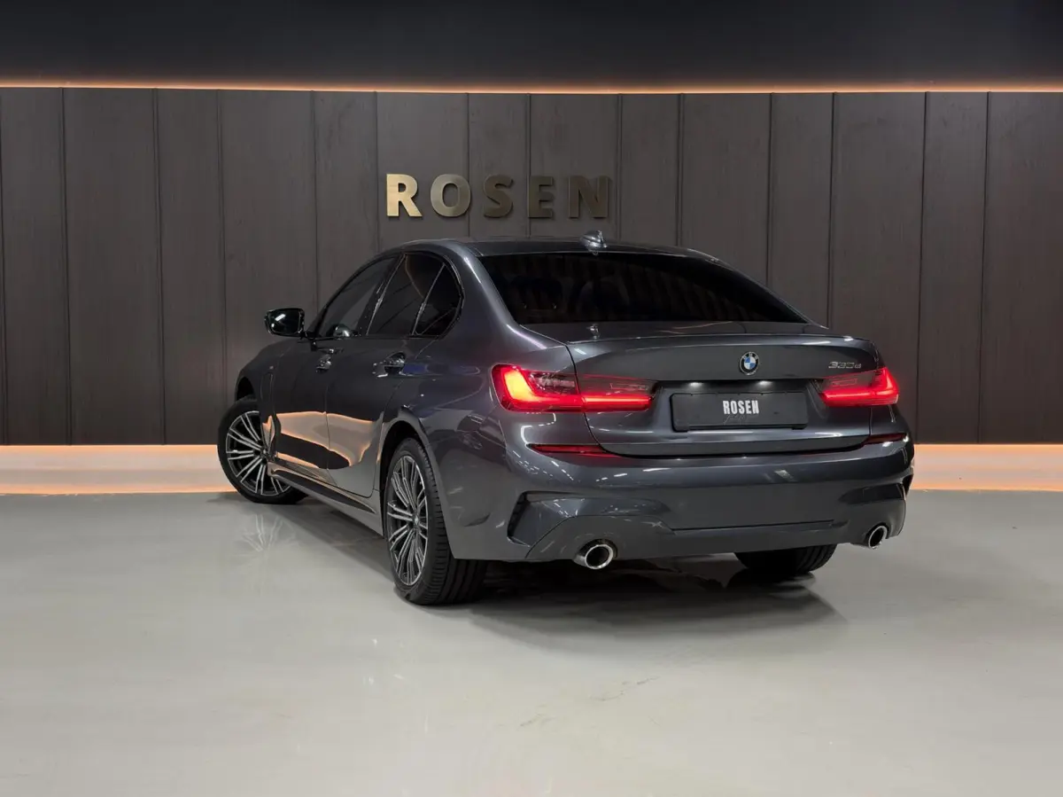 330e|M-SPORT|PANO|DEALER|HUD|SFEER|HK|LED|DODEHOEK