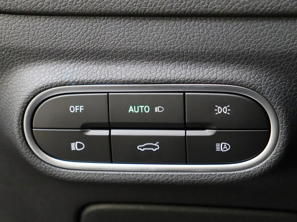 BRABUS 66 kWh / Elektrische-Stoelen / Carplay / 360Graden-Camera /
