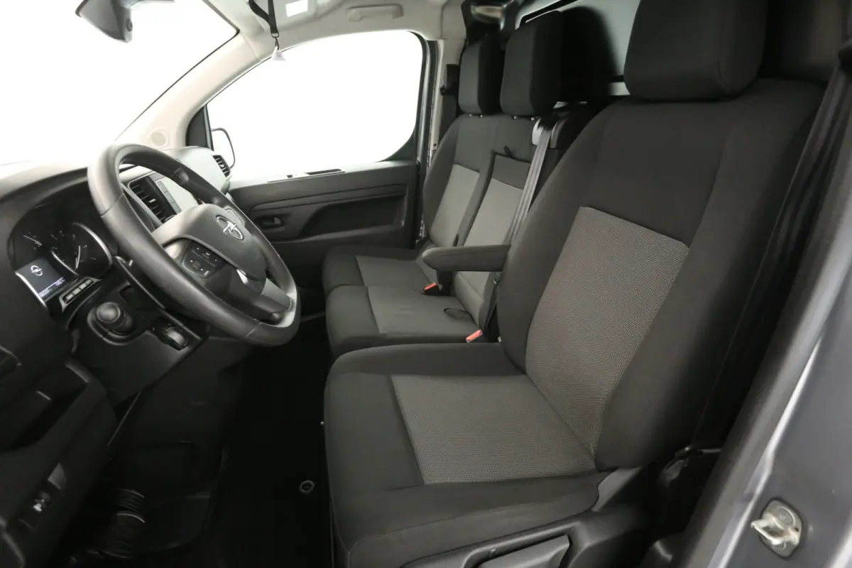 2.0 CDTI 180PK L2H1 | Automaat | Airco | Cruise | Camera | Carplay| 3 Zits | Trekhaak