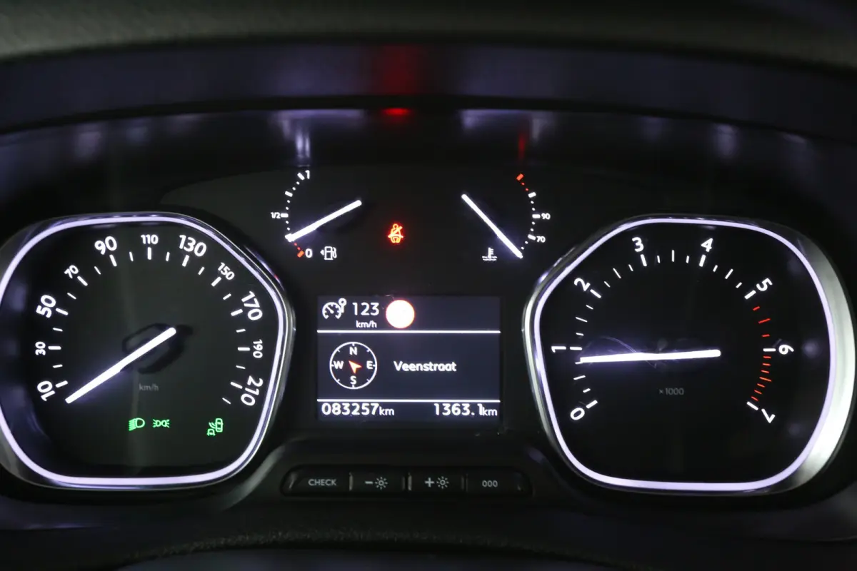 2.0 CDTI 180PK L2H1 | Automaat | Airco | Cruise | Camera | Carplay| 3 Zits | Trekhaak