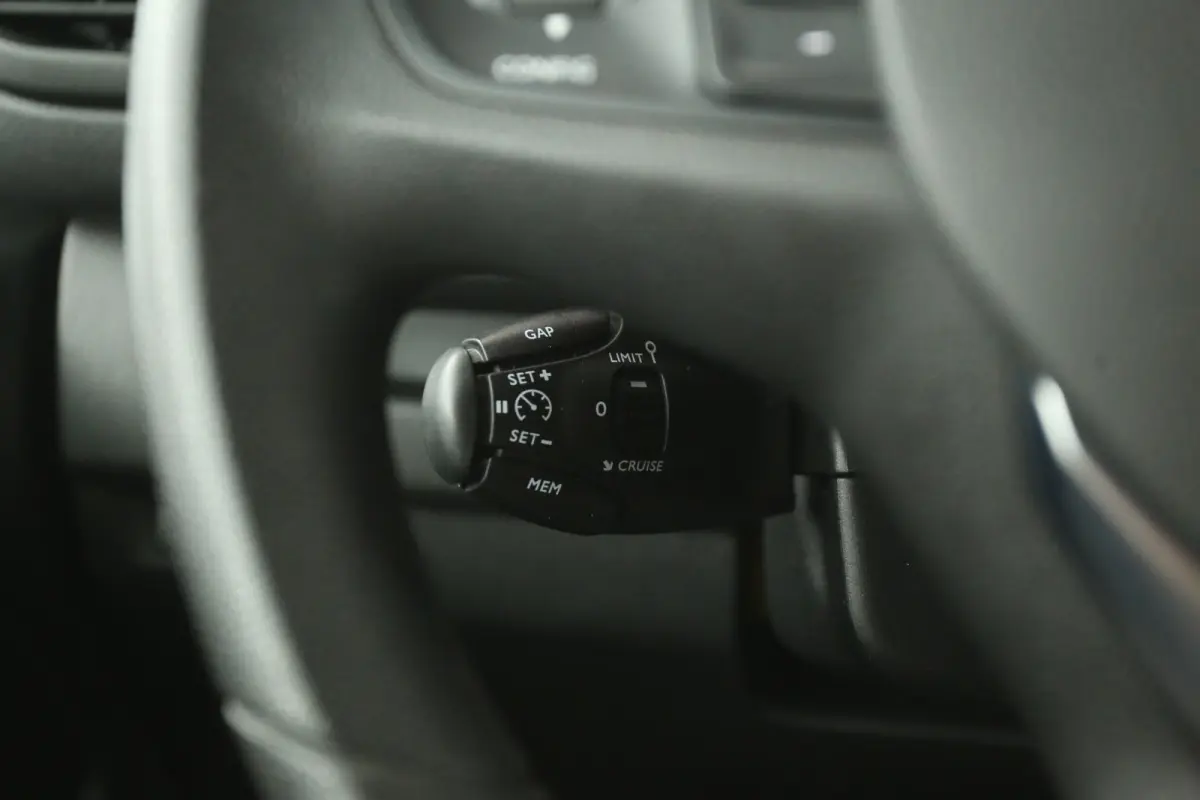 2.0 CDTI 180PK L2H1 | Automaat | Airco | Cruise | Camera | Carplay| 3 Zits | Trekhaak