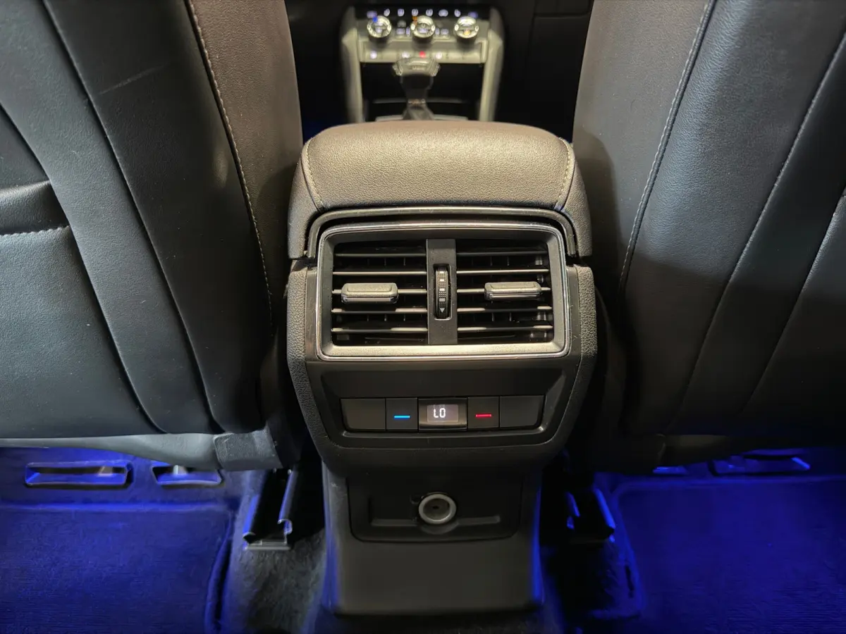 1.5 TSI Edition Plus 7p. NAVIGATIE/CAMERA, CRUISE, PANORAMA