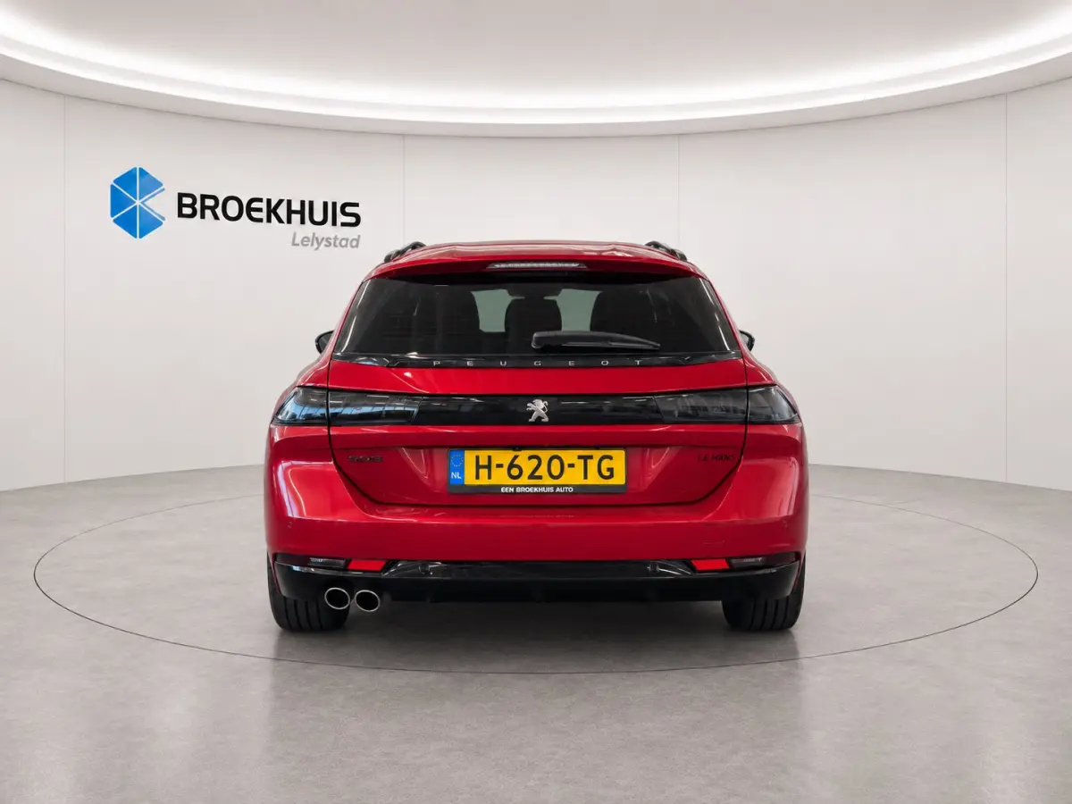 2.0 BLUEHDI 160PK BLUE LEASE GT-LINE AUTOMAAT / NAVI / LEDER / FULL-LED / 19" LMV / CAMERA / KEYLESS / APPLE CARPLAY / FOCAL AUDIO / TREKHAAK / ADAPT. CRUISECONTROL / UNIEK !!