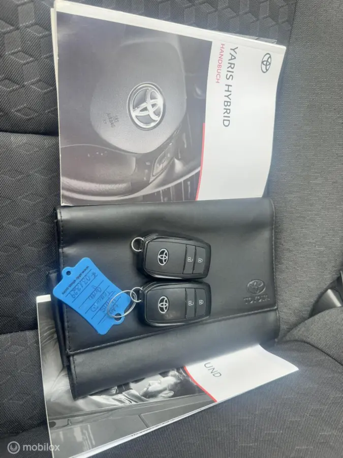 1.5 Hybrid Comfort / carplay / active cruise controle