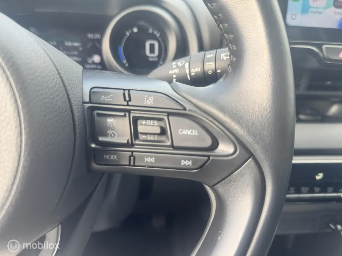1.5 Hybrid Comfort / carplay / active cruise controle