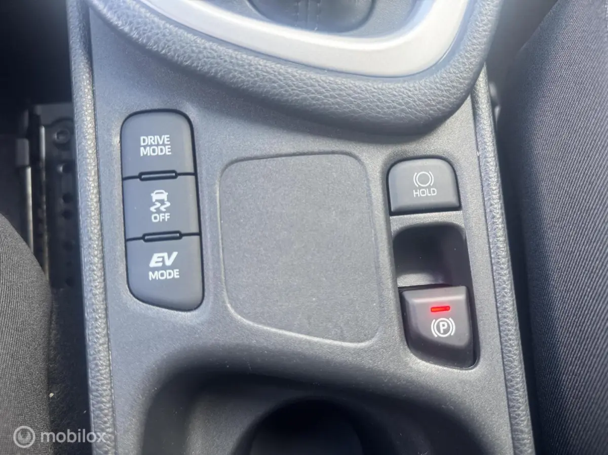 1.5 Hybrid Comfort / carplay / active cruise controle