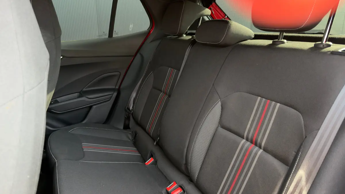 115pk 1.0 TSI Monte Carlo | Achteruitrijcamera | Cruise Control | Carplay | Keyless | 16" |
