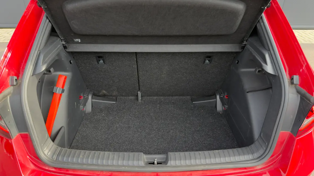 115pk 1.0 TSI Monte Carlo | Achteruitrijcamera | Cruise Control | Carplay | Keyless | 16" |