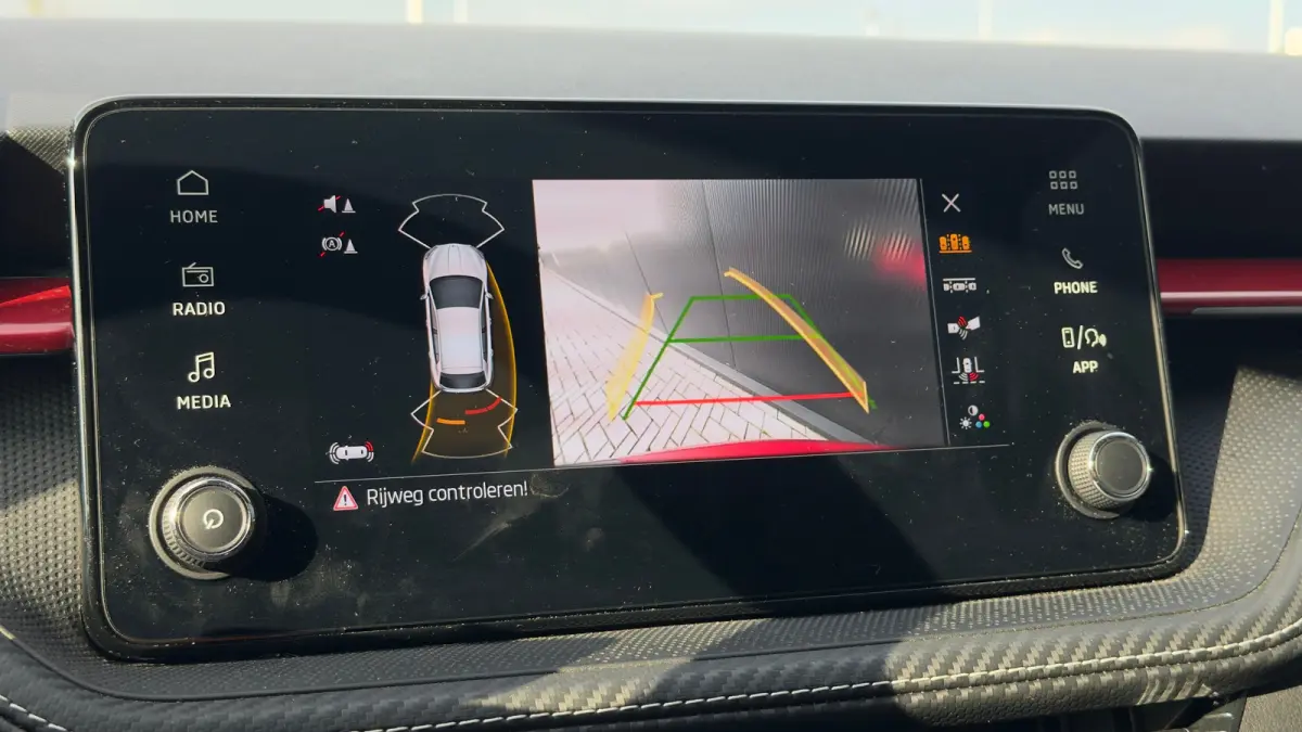 115pk 1.0 TSI Monte Carlo | Achteruitrijcamera | Cruise Control | Carplay | Keyless | 16" |