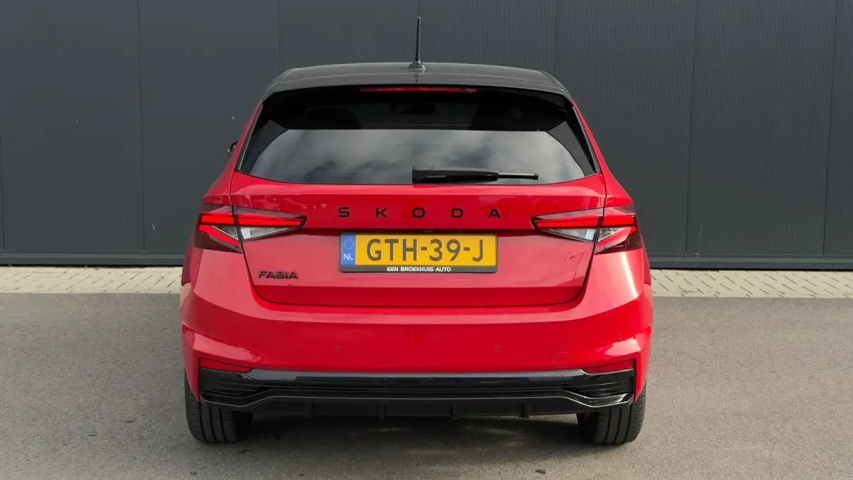 115pk 1.0 TSI Monte Carlo | Achteruitrijcamera | Cruise Control | Carplay | Keyless | 16" |