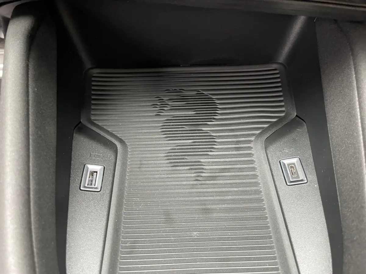 1.2 Turbo Ibrida Speciale | Stoelverwarming | Massagefunctie | Camera