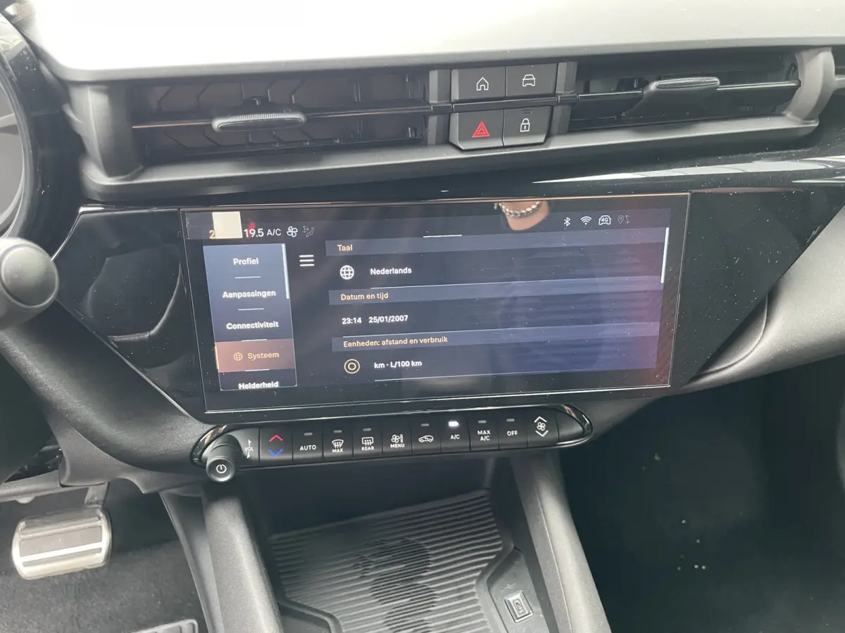1.2 Turbo Ibrida Speciale | Stoelverwarming | Massagefunctie | Camera