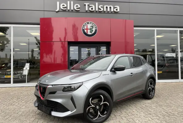 1.2 Turbo Ibrida Speciale | Stoelverwarming | Massagefunctie | Camera