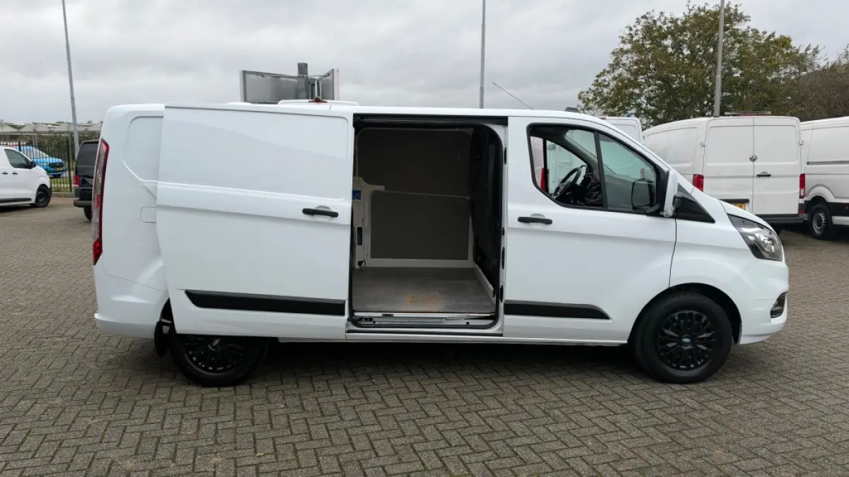 2.0 TDCI 96KW 131PK L2H1 MHEV EURO 6 CAMERA/ AIRCO/ CRUISE CONTROL/ TREKHAAK/ 100% DEALERONDERHOUDEN