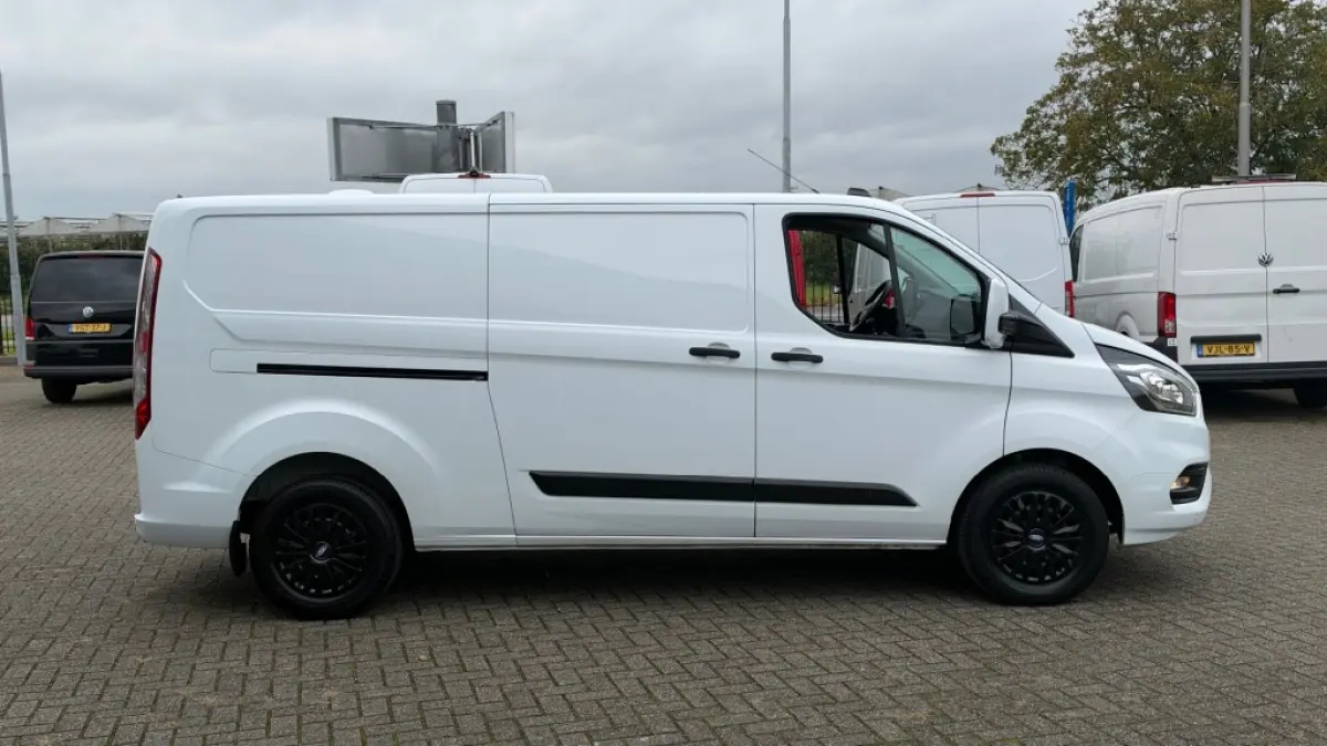 2.0 TDCI 96KW 131PK L2H1 MHEV EURO 6 CAMERA/ AIRCO/ CRUISE CONTROL/ TREKHAAK/ 100% DEALERONDERHOUDEN