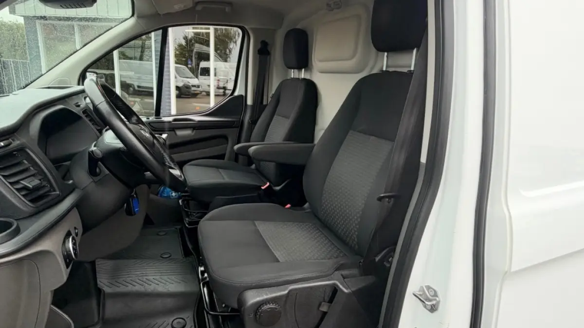 2.0 TDCI 96KW 131PK L2H1 MHEV EURO 6 CAMERA/ AIRCO/ CRUISE CONTROL/ TREKHAAK/ 100% DEALERONDERHOUDEN