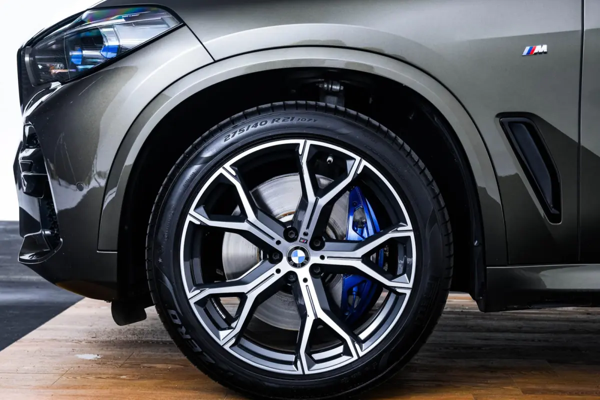 xDrive40d High Executive M Sport - Trekhaak - Panoramadak - Driving Assistant Professional - Head up -  Harman Kardon - Warmte Comfort Pack - CraftedClarity - Comfortstoelen -