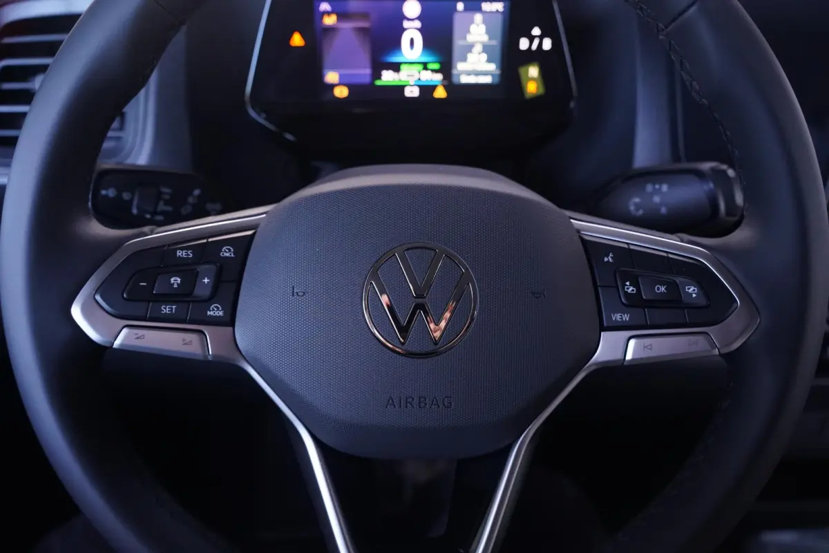 ID 79 kWh, 250 kW/340 pk 4 Motion, 2x Schuifdeur Rijklaar, LED Koplampen, Apple Carplay, Nieuw, 2-Zits