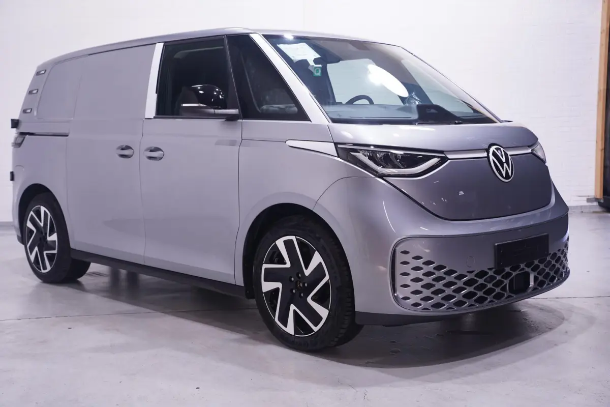 ID 79 kWh, 250 kW/340 pk 4 Motion, 2x Schuifdeur Rijklaar, LED Koplampen, Apple Carplay, Nieuw, 2-Zits