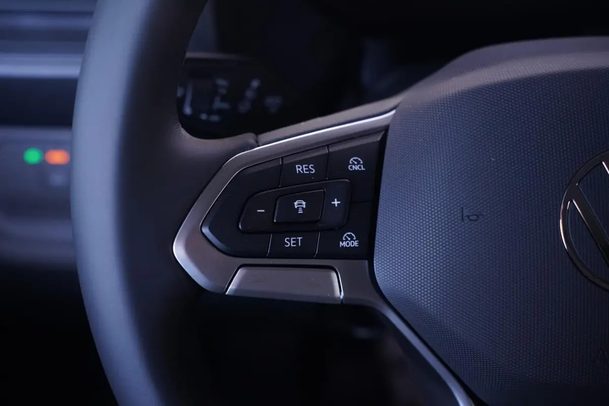 ID 79 kWh, 250 kW/340 pk 4 Motion, 2x Schuifdeur Rijklaar, LED Koplampen, Apple Carplay, Nieuw, 2-Zits
