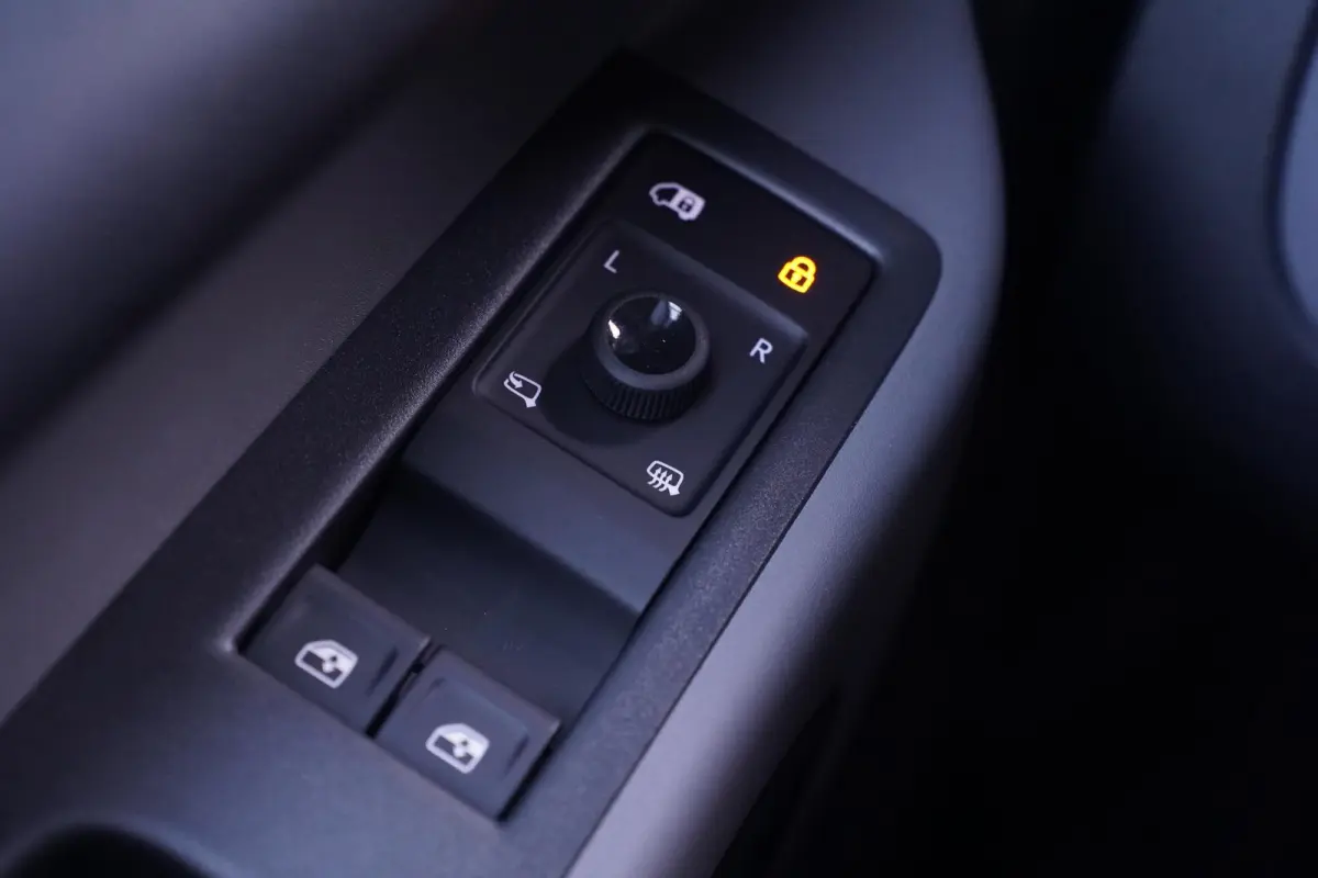 ID 79 kWh, 250 kW/340 pk 4 Motion, 2x Schuifdeur Rijklaar, LED Koplampen, Apple Carplay, Nieuw, 2-Zits