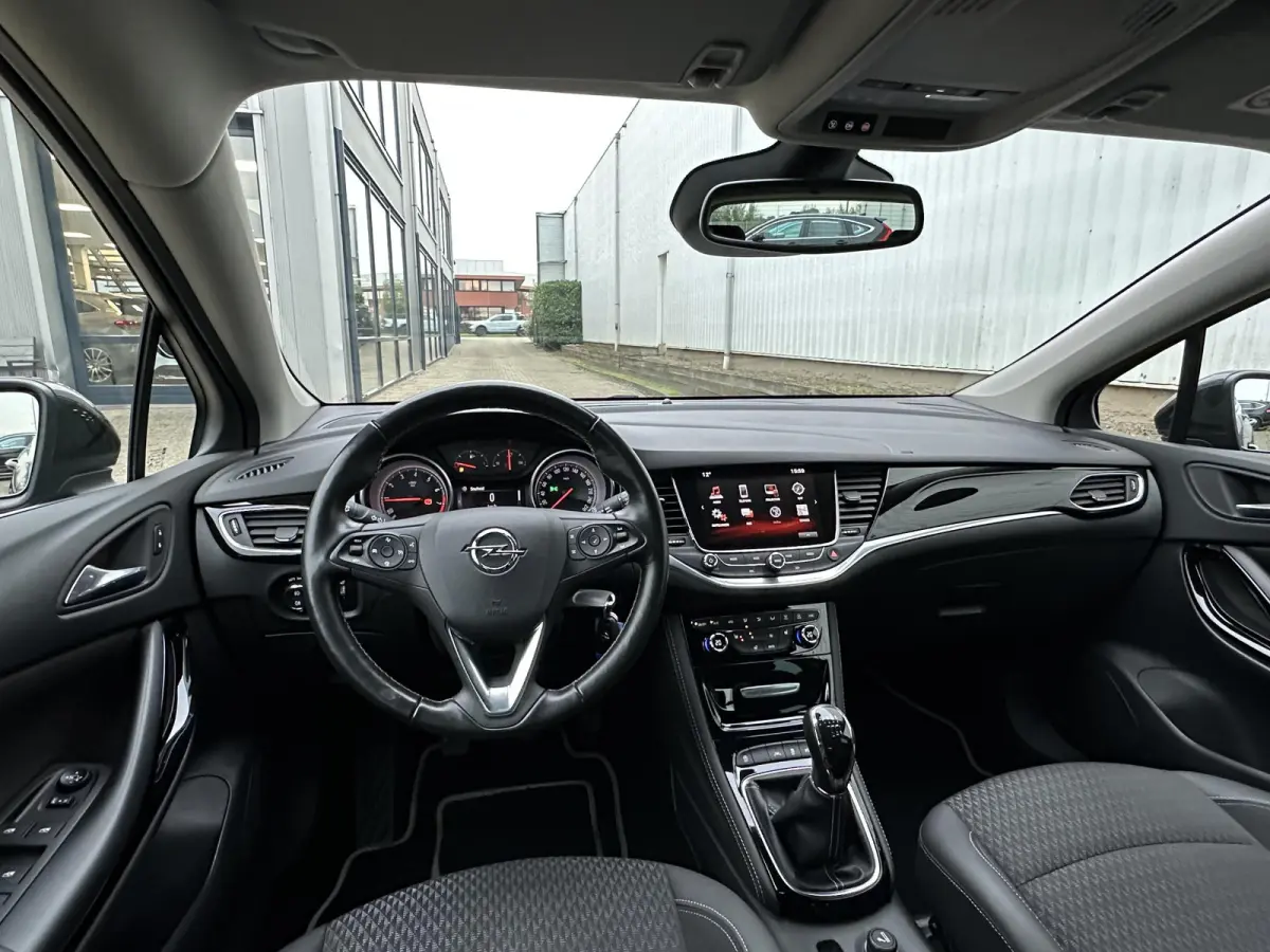 1.4 Innovation |Carplay|Camera|Stoel/Stuurverw.|Trekhaak|Half-Leder|Navi Full-map