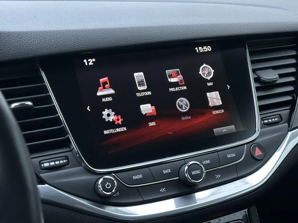 1.4 Innovation |Carplay|Camera|Stoel/Stuurverw.|Trekhaak|Half-Leder|Navi Full-map