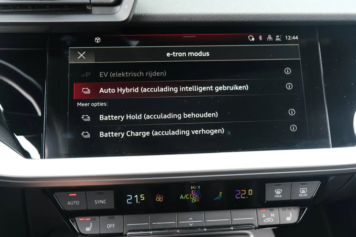 40 TFSI e S-Line Black Pack Pano Led Acc Pdc Cam