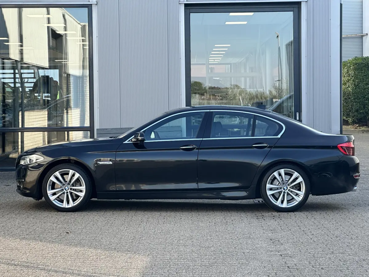 535i Luxury Edition |360° camera|NL-Auto|Stoelverw.|Head-up|Adapt.Cruise|Pano-dak|Navi|Leder|Harman Kardon System