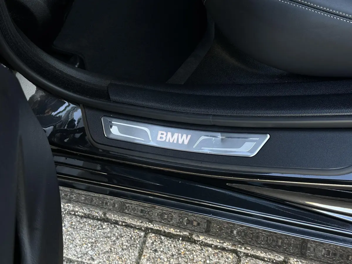 535i Luxury Edition |360° camera|NL-Auto|Stoelverw.|Head-up|Adapt.Cruise|Pano-dak|Navi|Leder|Harman Kardon System