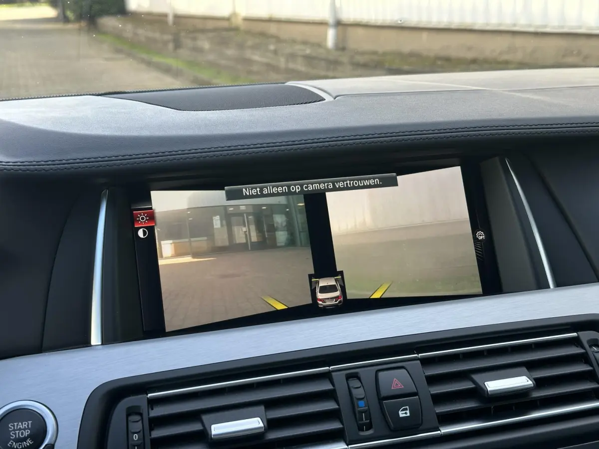 535i Luxury Edition |360° camera|NL-Auto|Stoelverw.|Head-up|Adapt.Cruise|Pano-dak|Navi|Leder|Harman Kardon System