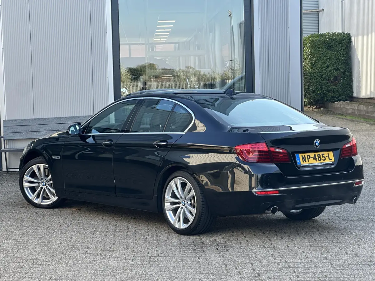535i Luxury Edition |360° camera|NL-Auto|Stoelverw.|Head-up|Adapt.Cruise|Pano-dak|Navi|Leder|Harman Kardon System