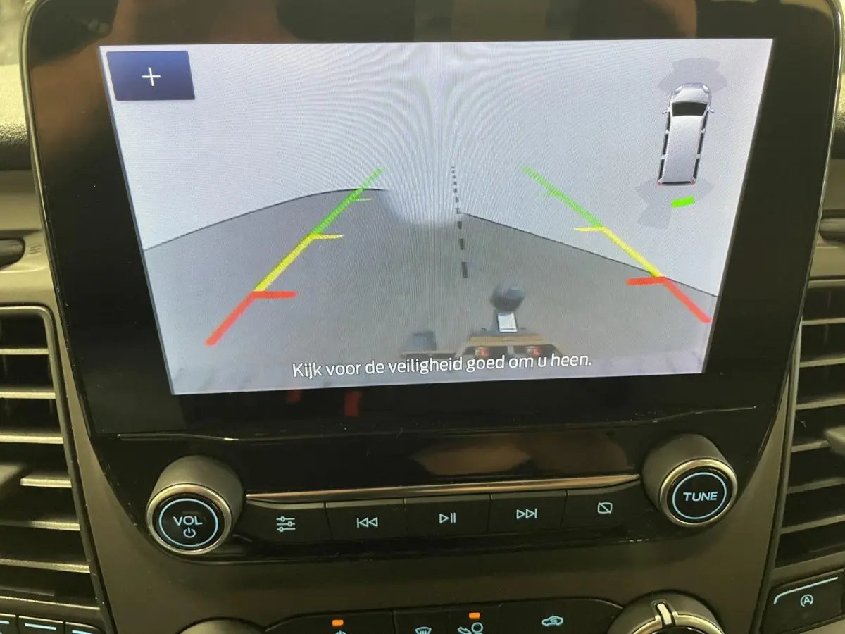 300 2.0 TDCI L2H1 Trend Dubbele Cabine Automaat Navigatie Airco Navigatie Bluetooth Trekhaak Parkeercamera Parkeersensoren voor en achter