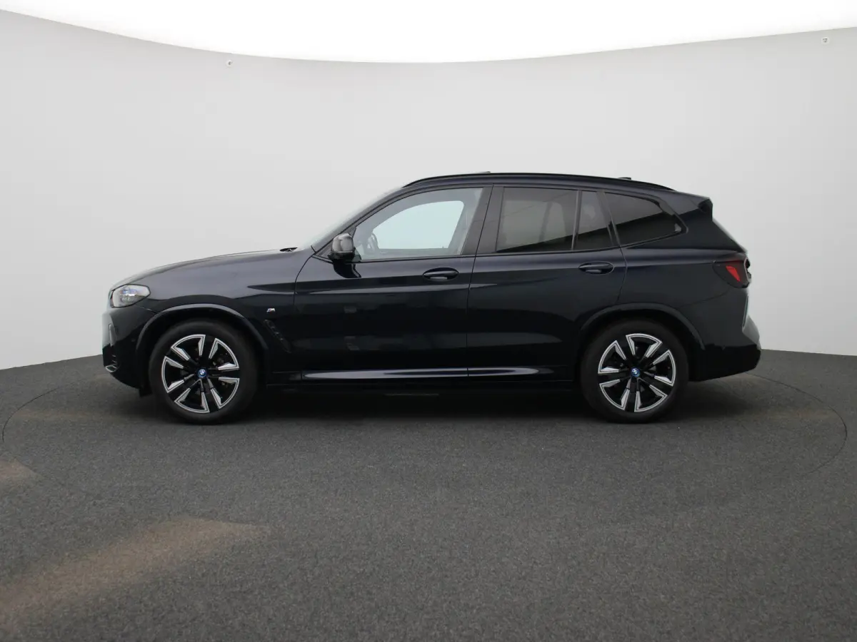Executive | 97% SOH | M-SPORT | TREKHAAK | PANORAMA- SCHUIFDAK | LEER | ACHTERUITRIJCAMERA | STOELVERWARMING | SPORTSTOELEN
