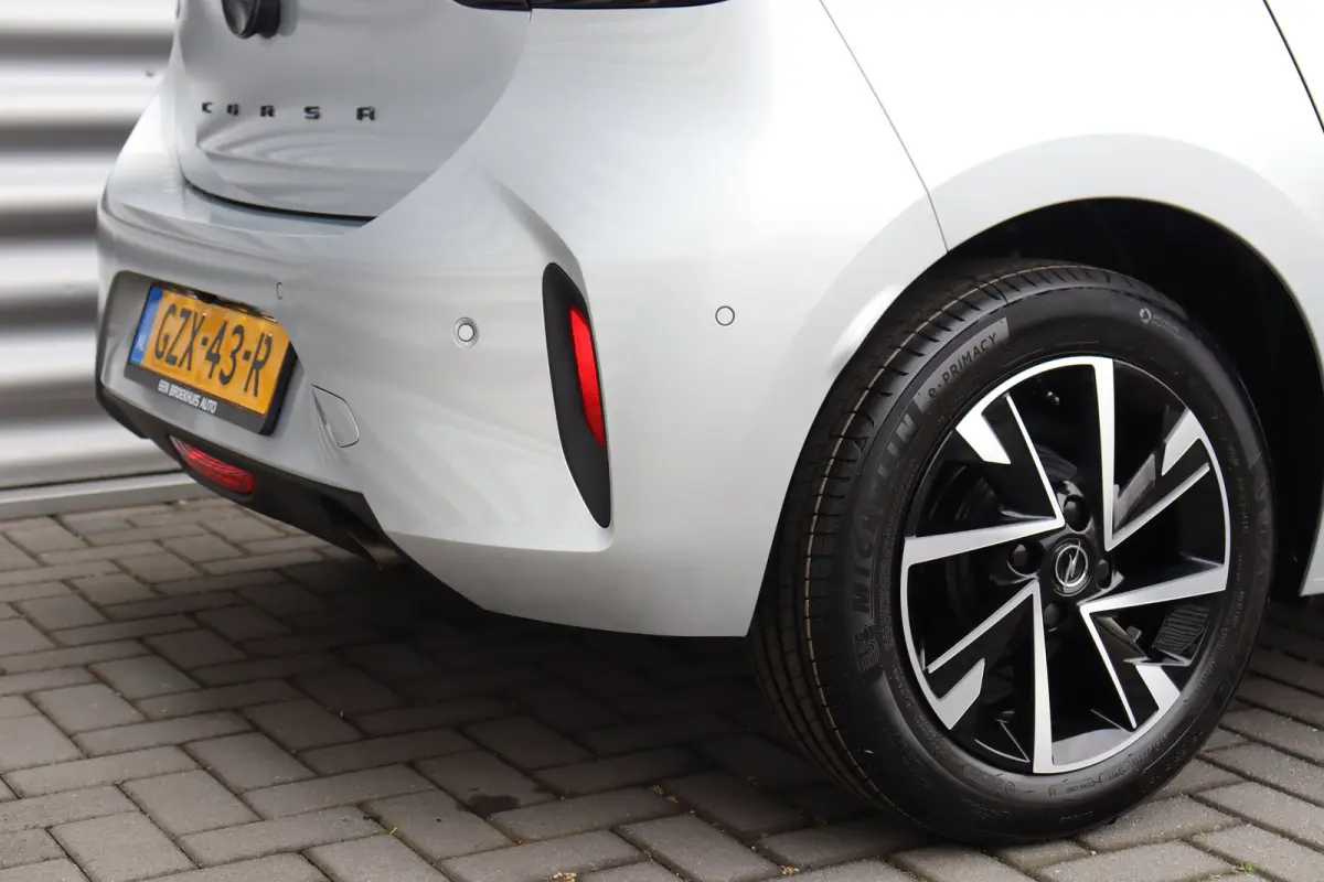 1.2 GS | Achteruitrijcamera | Parkeersensor achter | Parkeersensor voor