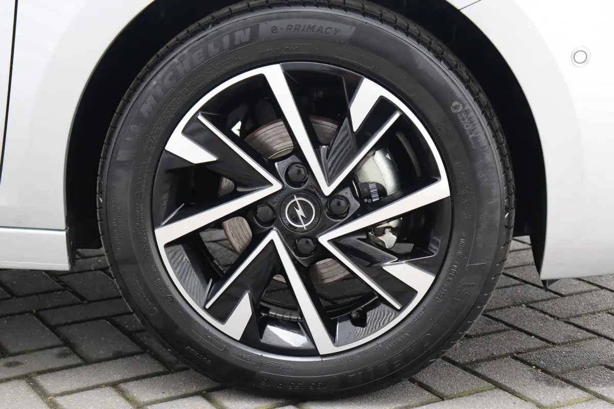 1.2 GS | Achteruitrijcamera | Parkeersensor achter | Parkeersensor voor